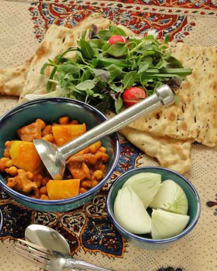 منو دیجیتال برای سفرهخانه سنتی